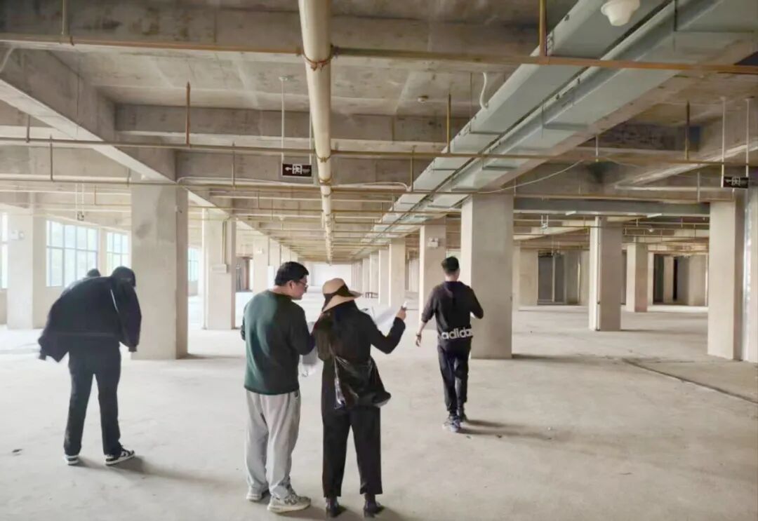 1758873910452012384.jpg 2f86d8c11252b731c58ab4def7b9a82d.jpg