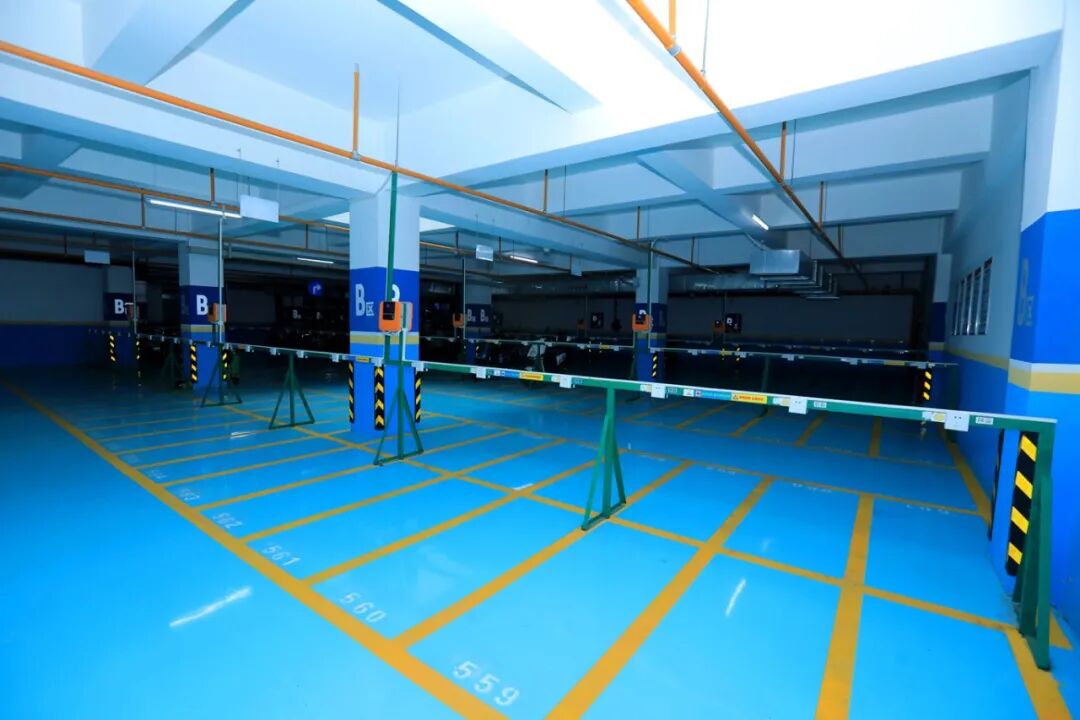 1761290299329013842.jpg afdab8b7ad3a79000bf2600936042047.jpg